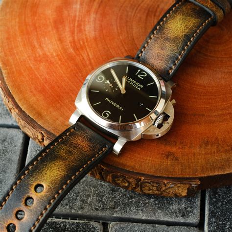 panerai leather strap on gold apple watch